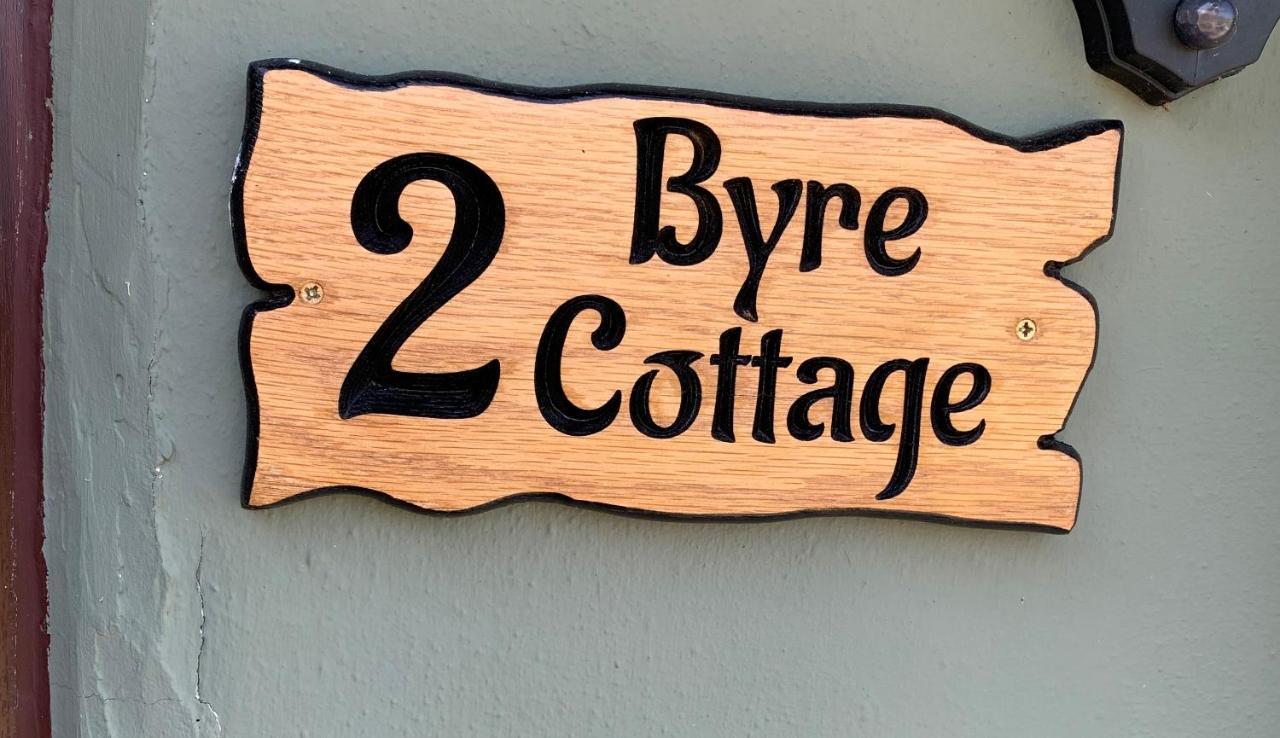 Byre Cottages & Log Cabin 卡迪根 外观 照片